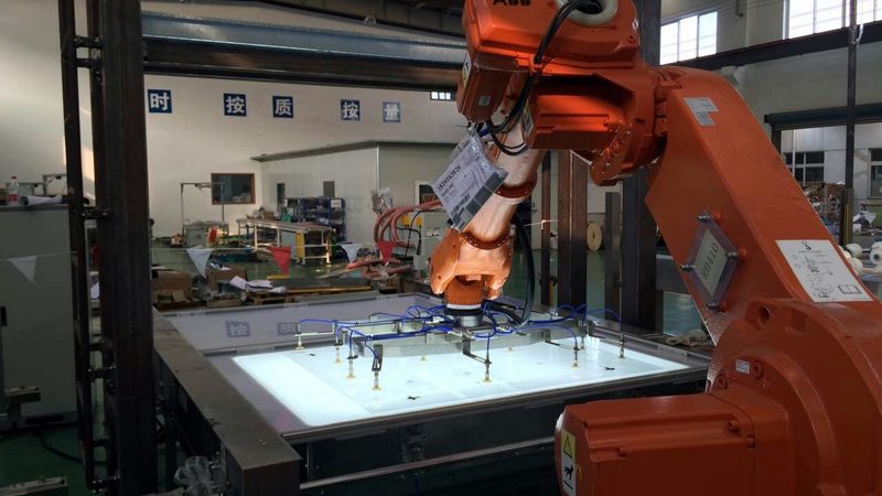 国产码垛机器人：揭秘其报价背后的关键因素